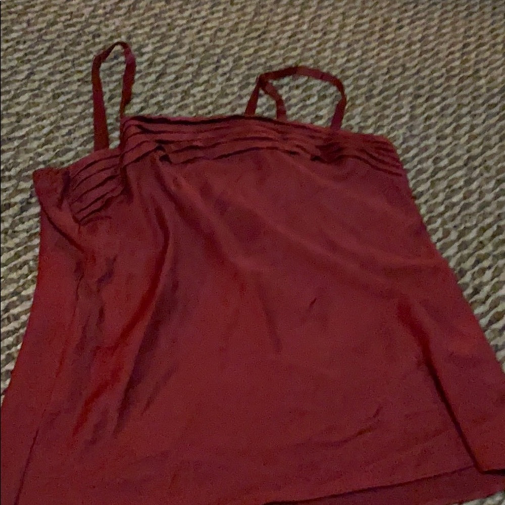maroon top